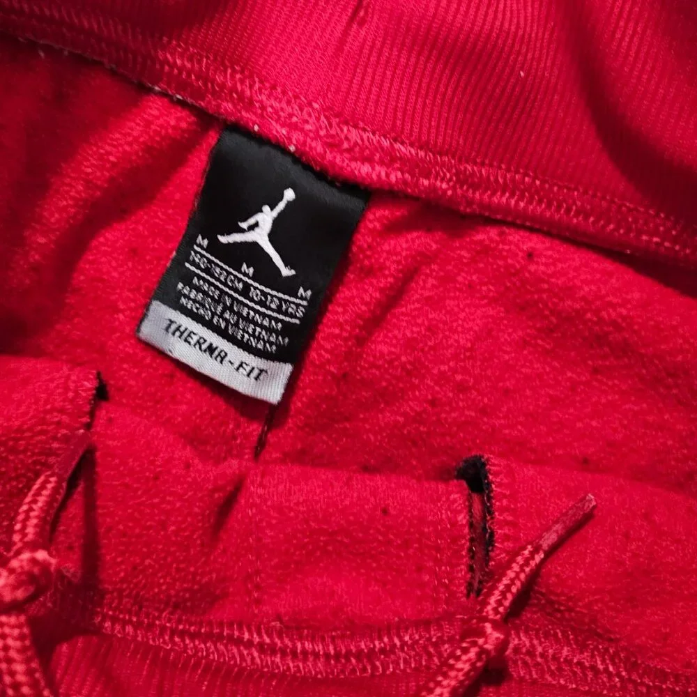 Jordan Youth Boys Red Therma-Fit Jogger Sweatpants size Medium - Picture 3 of 5